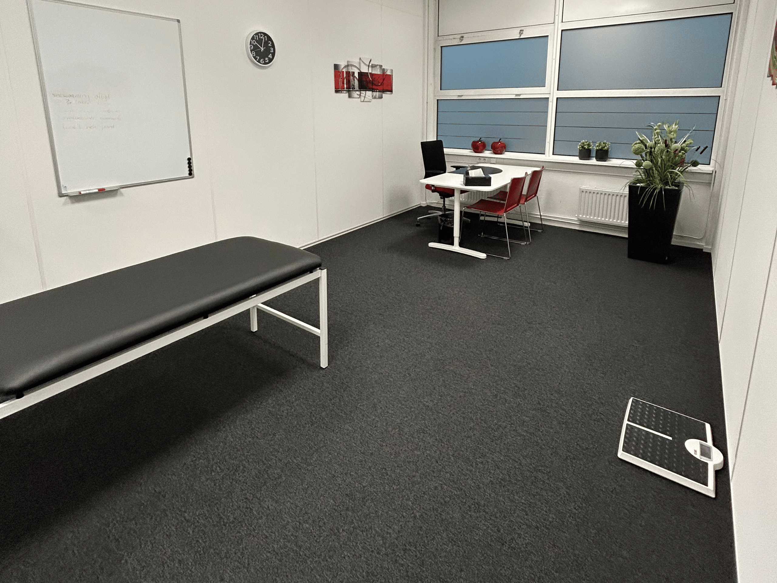 Leonardo spreekkamer Office Lease Ridderkerk